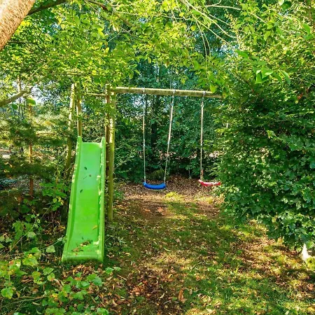 6 Person In Ansager-by Traum *