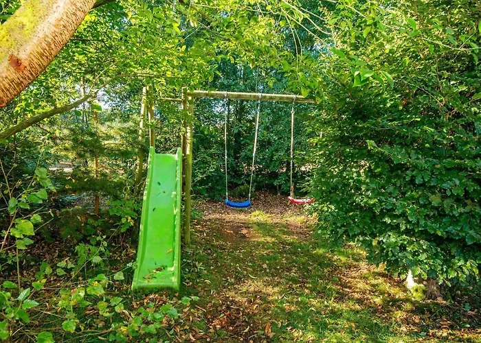 6 Person In Ansager-by Traum *